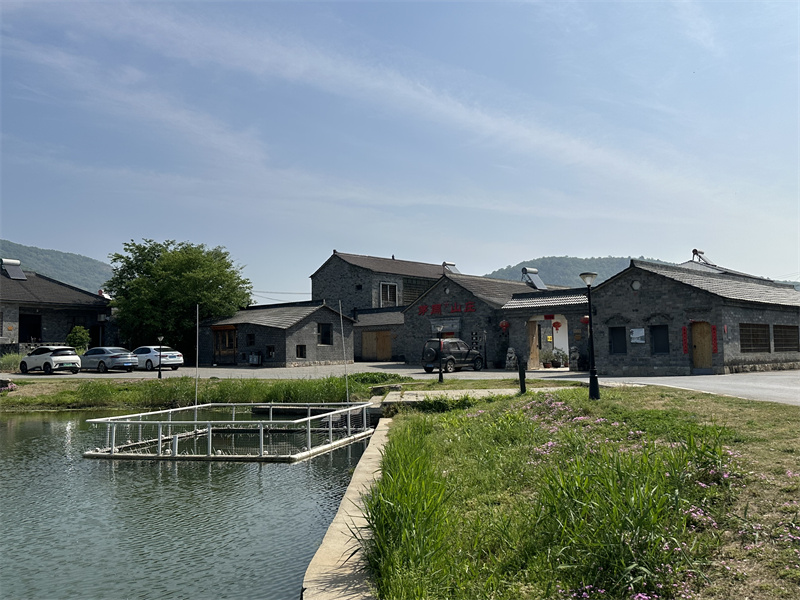 “追尋紅色足跡，擁抱生態(tài)夏意”-夏日團建活動7